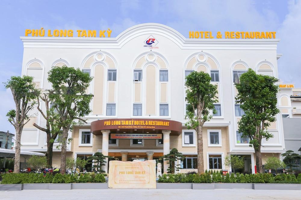 hotelImg