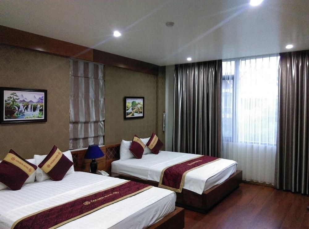 hotelImg