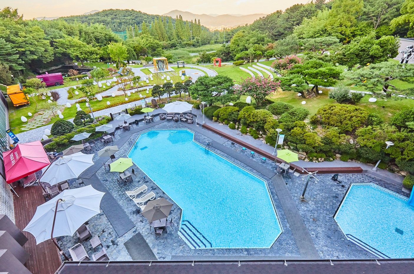 Kolon Hotel