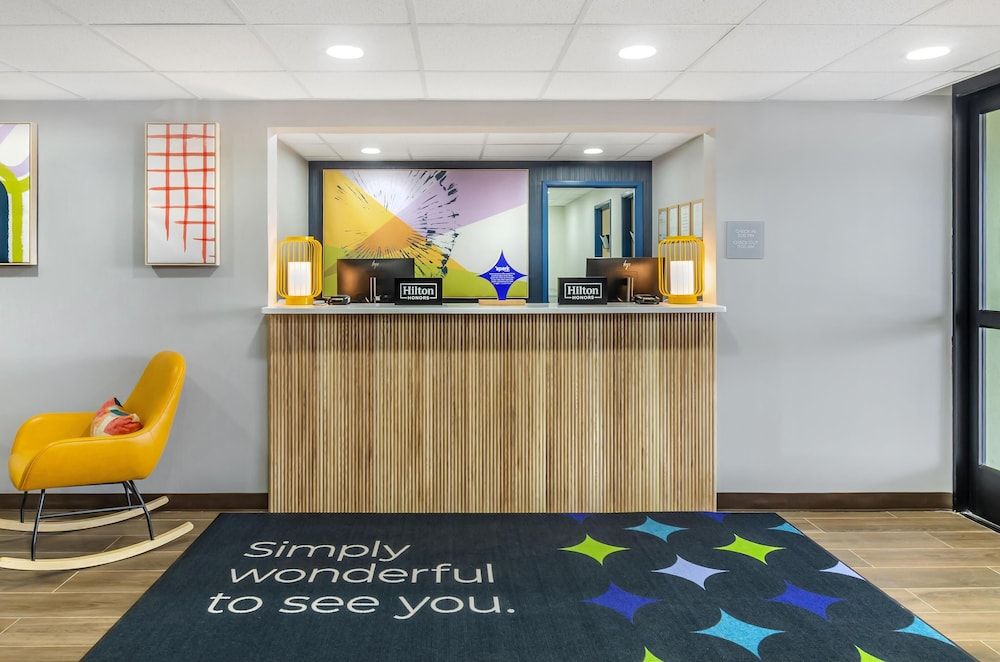 スパーク バイ ヒルトン ロアノーク エアポート