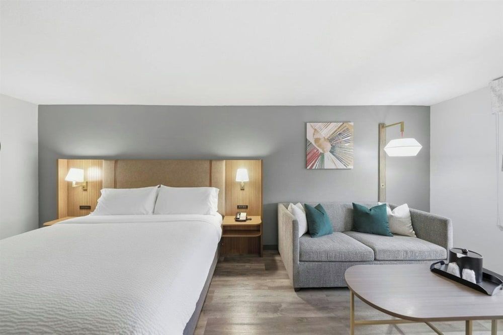 Holiday Inn Atlanta-Northlake by IHG