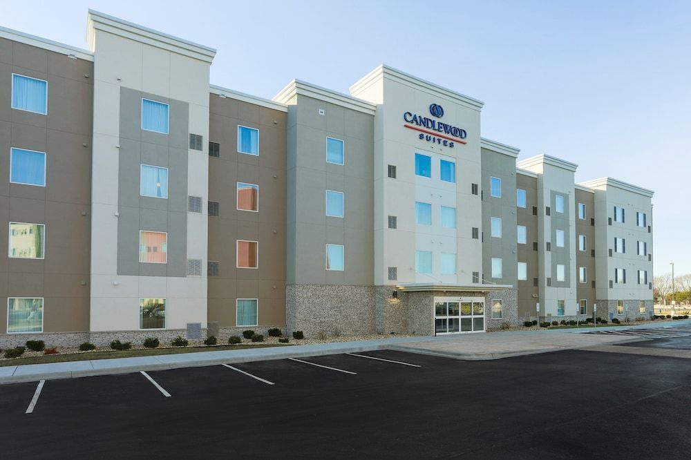 Candlewood Suites Lenexa - Overland Park Area by IHG
