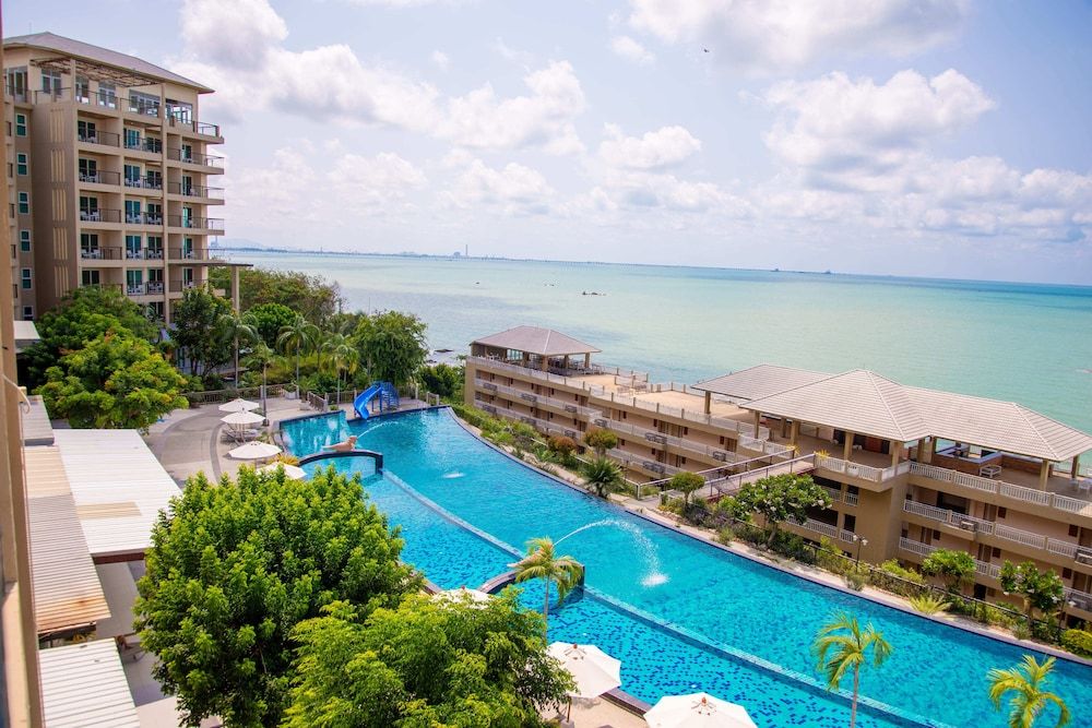 Royal Phala Cliff Beach Resort and Spa