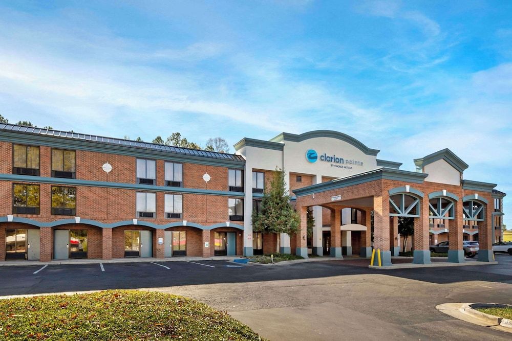 Clarion Pointe Durham Research Triangle Park