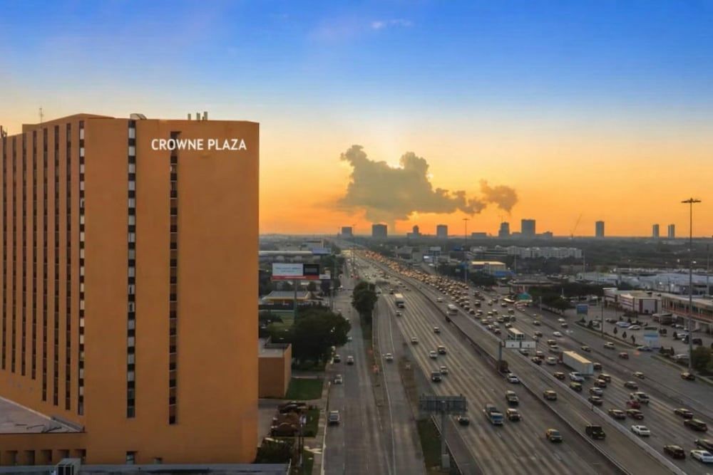Crowne Plaza Houston Med Ctr-Galleria Area by IHG