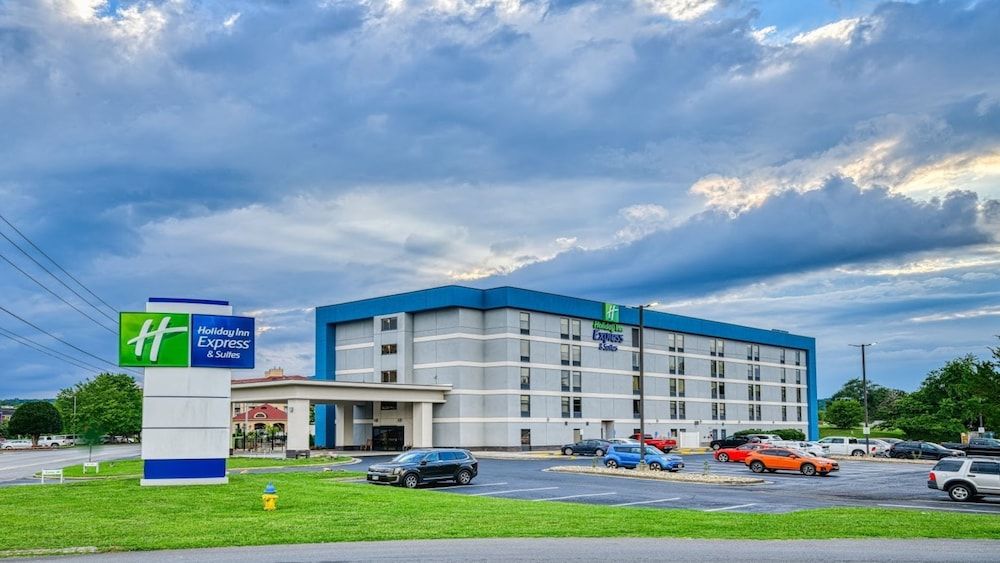 Holiday Inn Express Pigeon Forge/Near Dollywood by IHG