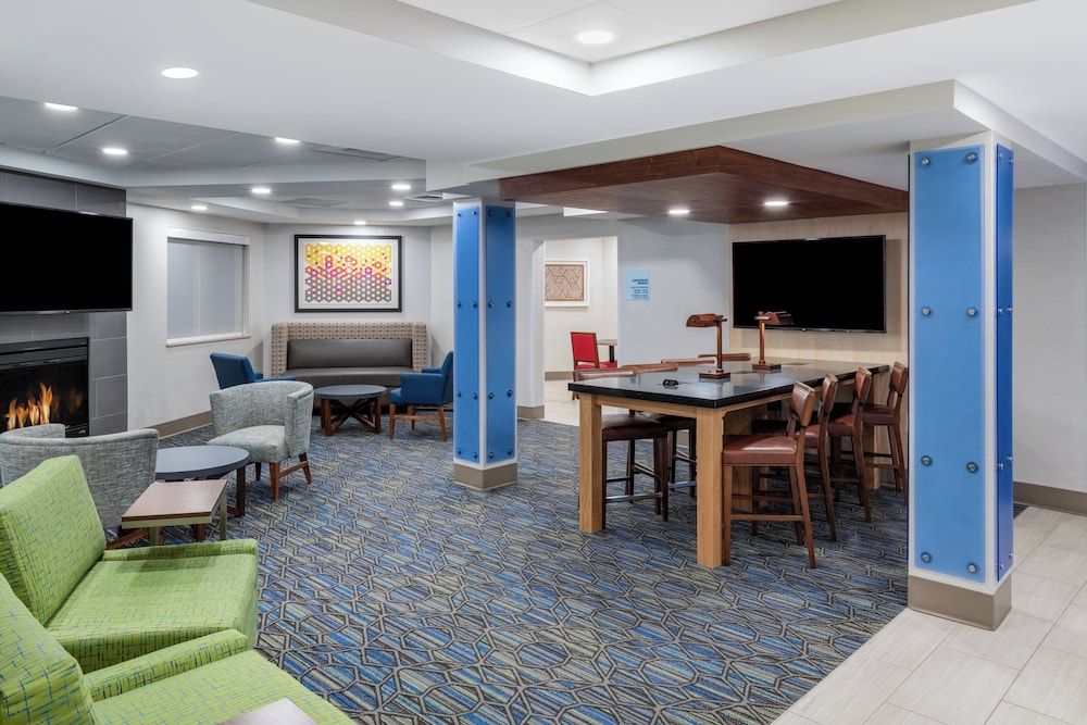 Holiday Inn Express Colorado Springs Airport by IHG