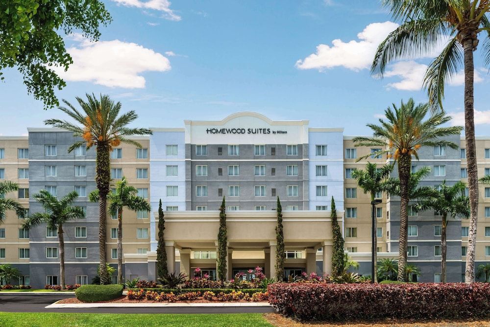 Homewood Suites by Hilton Miami-Airport/Blue Lagoon