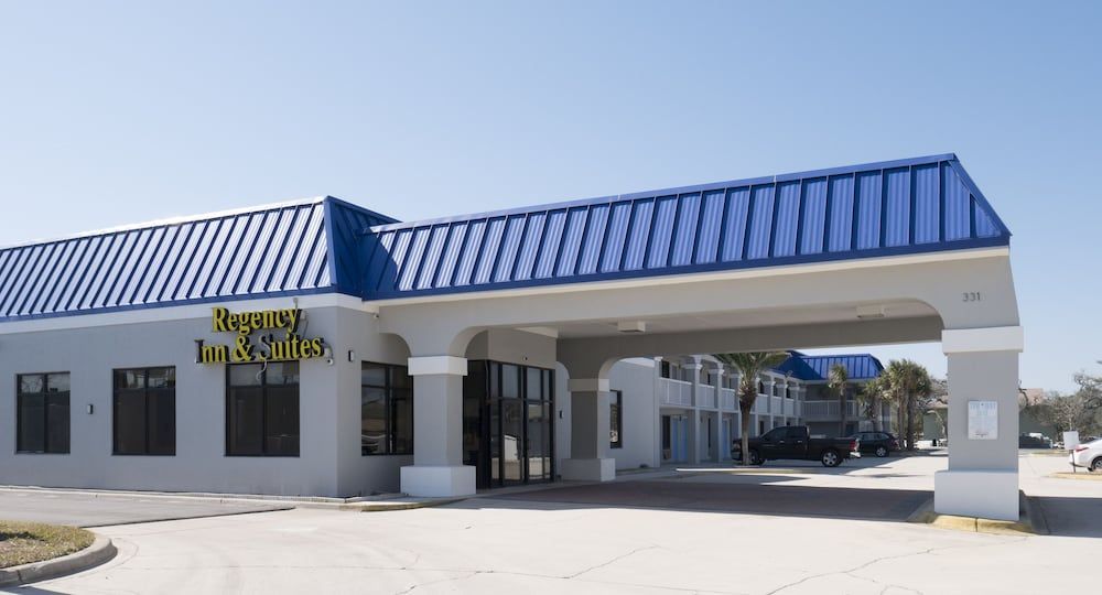 Regency Inn & Suites