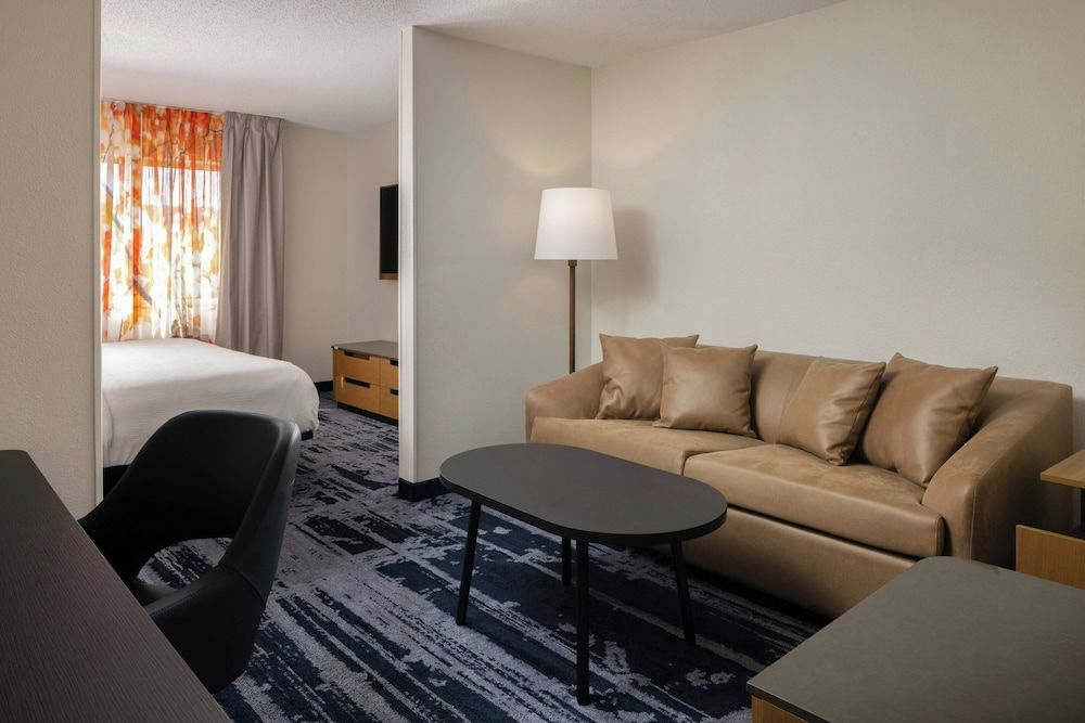 Fairfield Inn & Suites by Marriott® Grand Rapids Airport