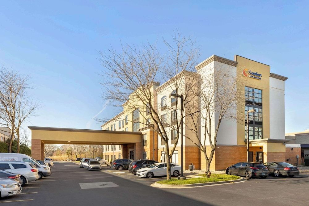 Comfort Inn & Suites Arlington Heights - Schaumburg