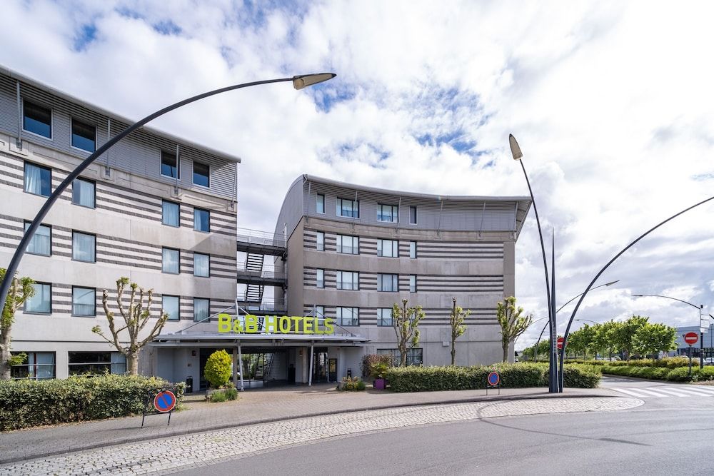 B&B HOTEL Calais Terminal Cité de l'Europe 4 étoiles