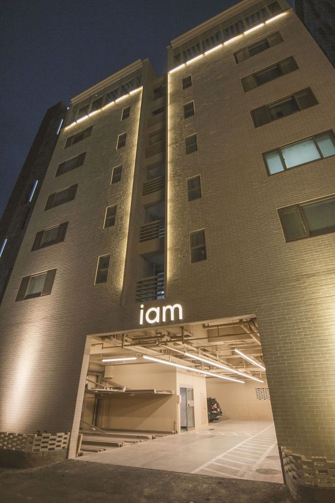Iam Residence