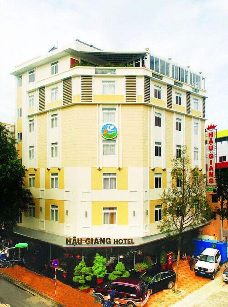 Hau Giang Hotel