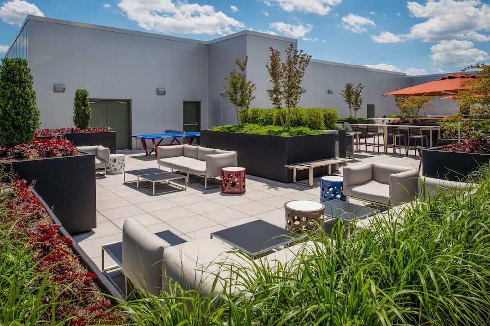 Crystal City Apartments near S Bell Street - We Host