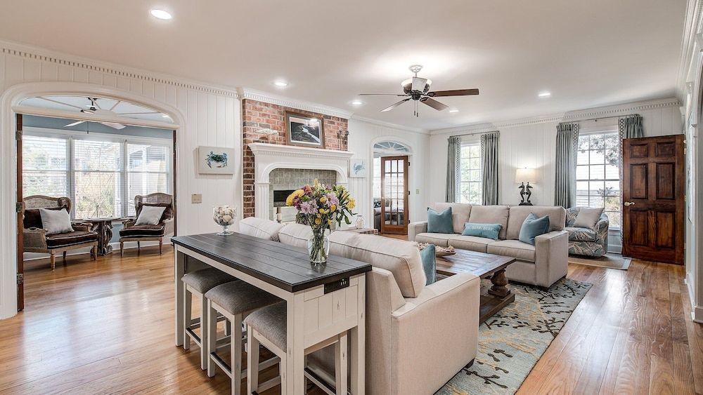 Come And Wind Down And Relax At Family Tides! 6 Bedroom Villa