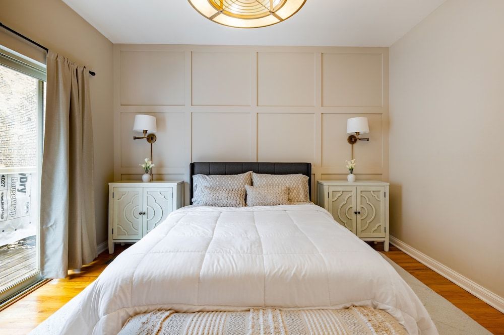Windy City Getaway 3br 2ba Chicago Townhouse 3 Bedroom Home by RedAwning