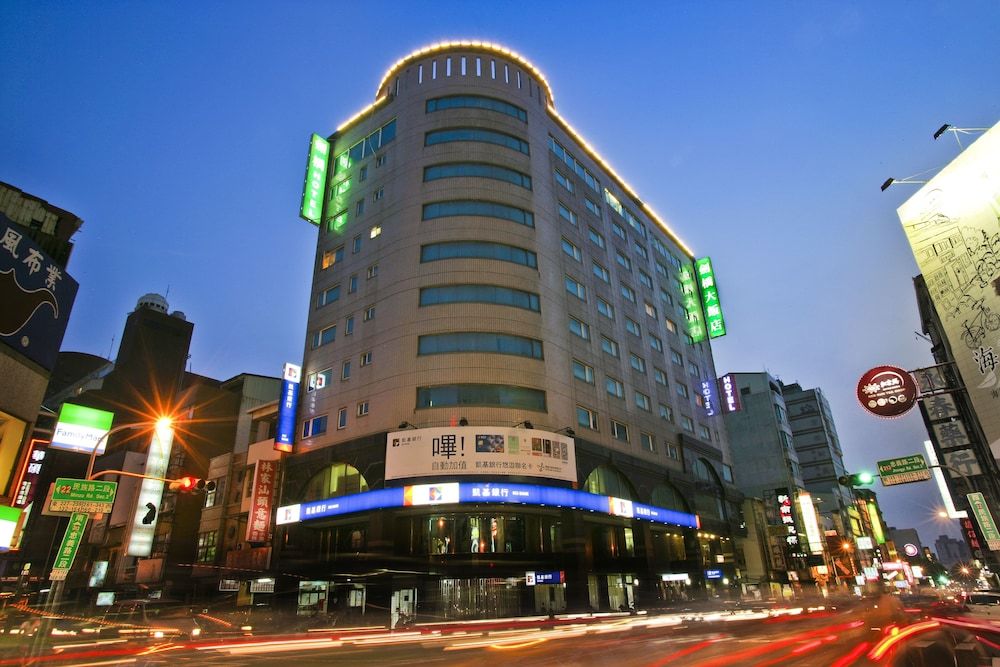 台南 ケンブリッジ ホテル (台南劍橋大飯店)