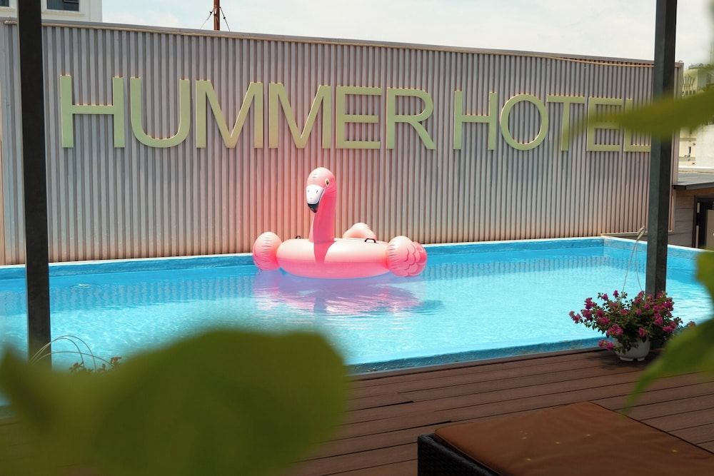 Hummer Hotel & Apartment Danang Beach