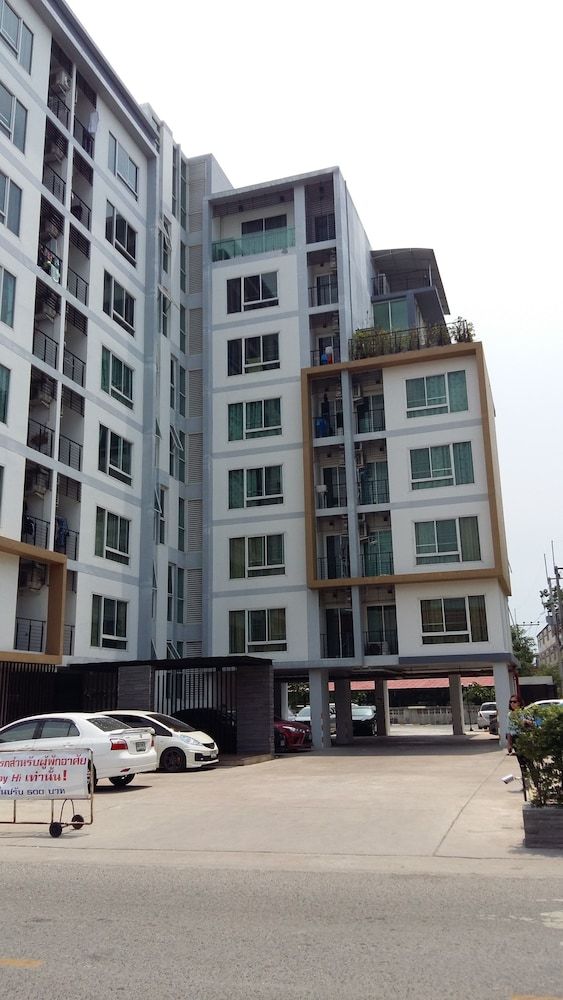 Say Hi Residences
