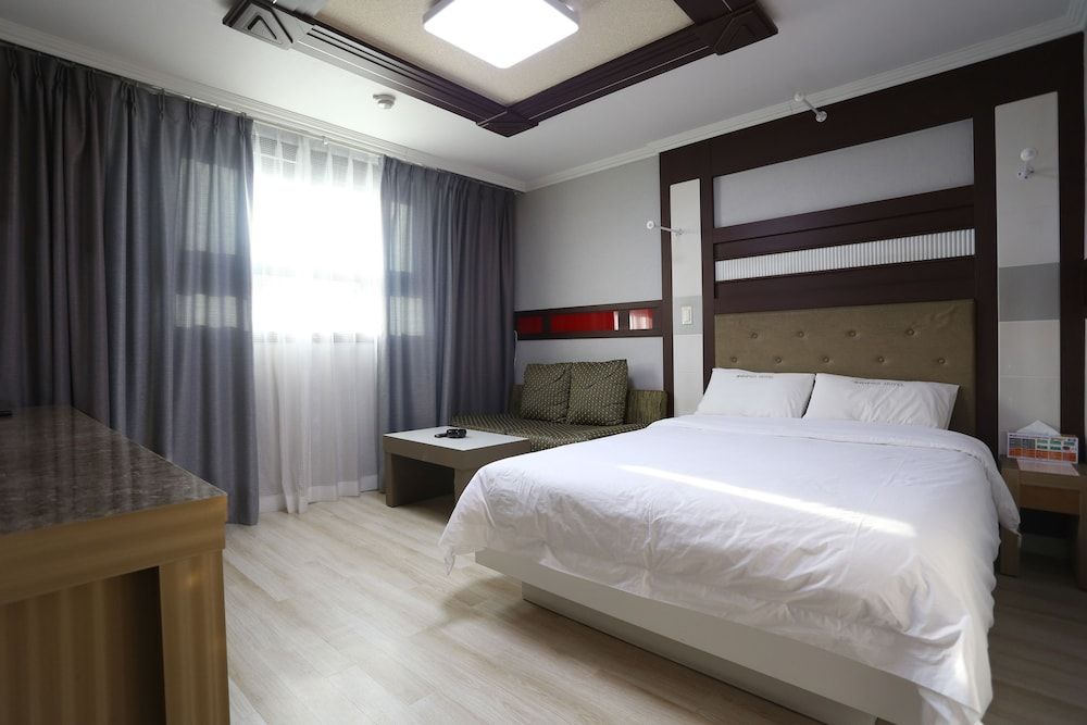 파라다이스 모텔