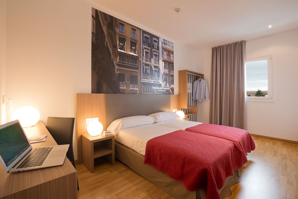 IRAIPE PAMPLONA HOSTAL