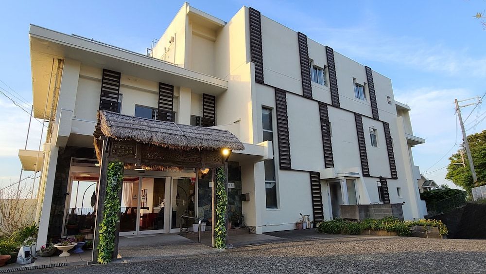 The Hotel Shirahama Onsen