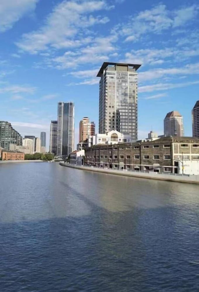 River House Near Peoples Square And The Bund