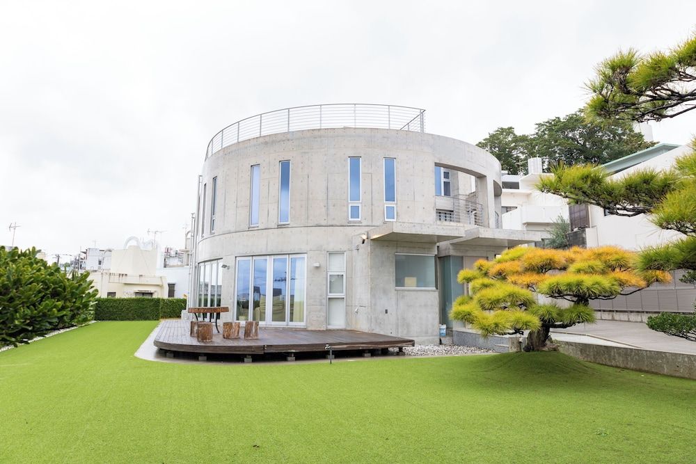 Urban View Villa