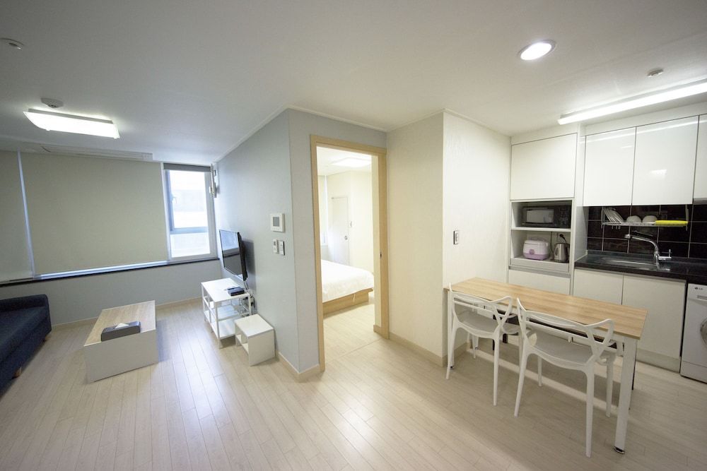 Inn The City Business Hotel