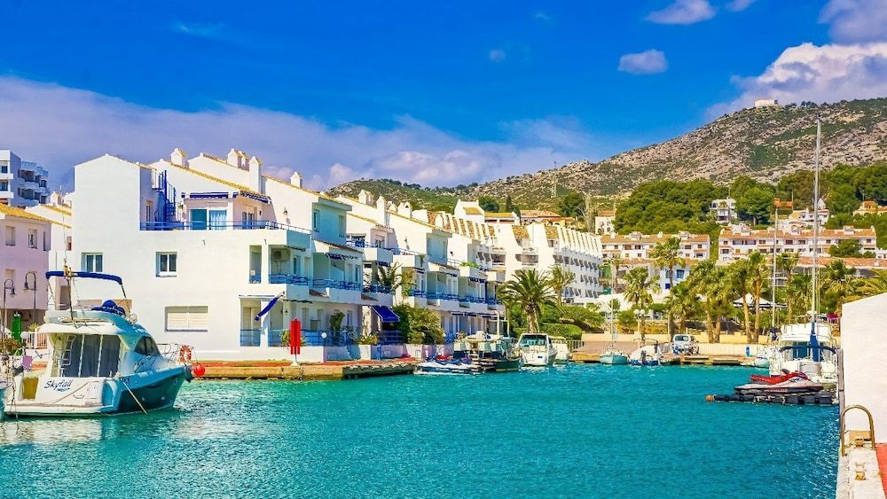 Apartamentos El Puerto