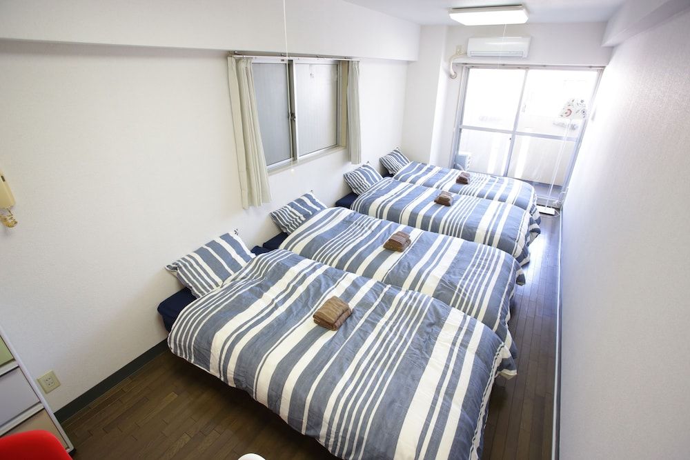 Castle Apartment Nezu