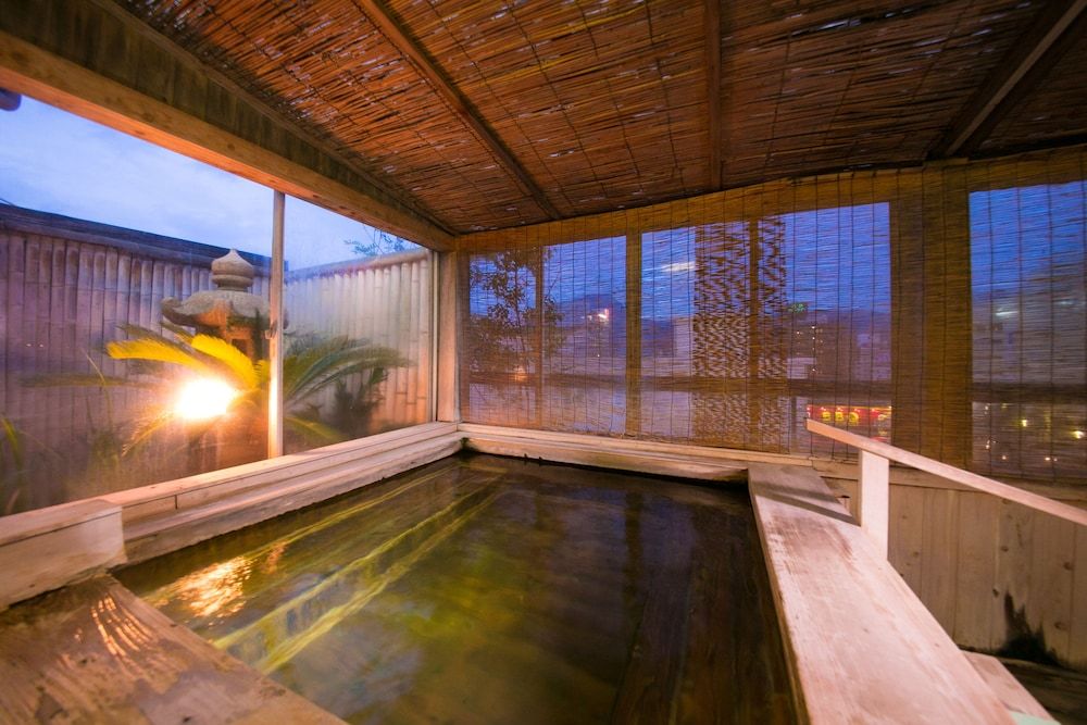 Hotel Housenkaku