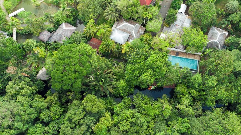 Blu Monkey Pooltara Krabi