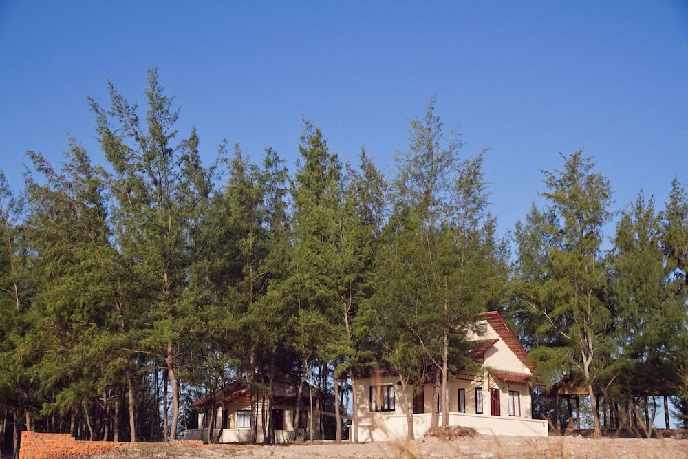 The Beach House Resort