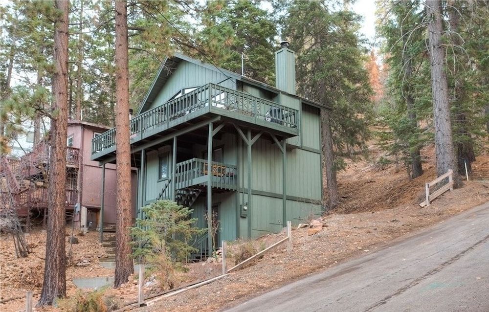ベア ラッセン シャレー