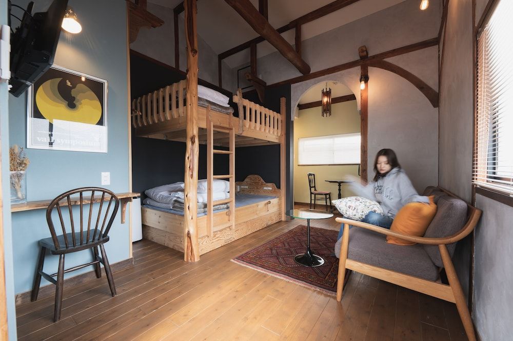 Traditional Apartment - Hostel