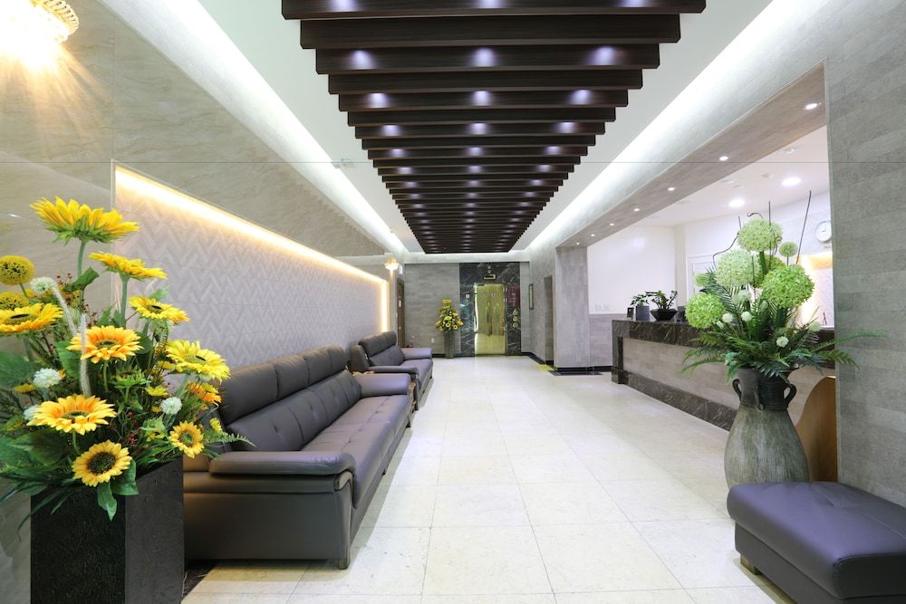 엠파이어 관광 호텔