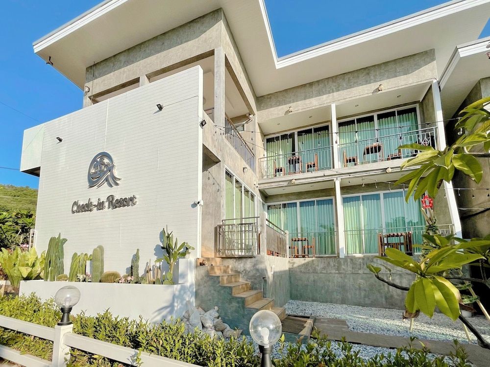 Check-in Resort Koh Larn