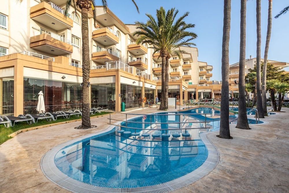 Illot Suites