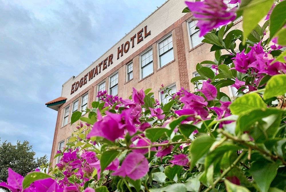 Edgewater Hotel