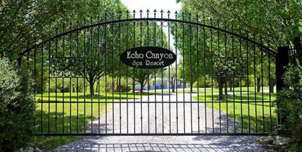 Echo Canyon Spa Resort (Adults Only)