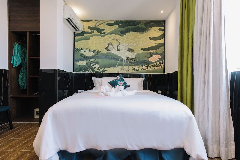 Orchid Hotel