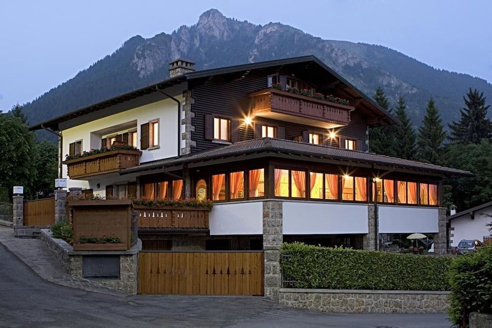 Albergo Max Meublè