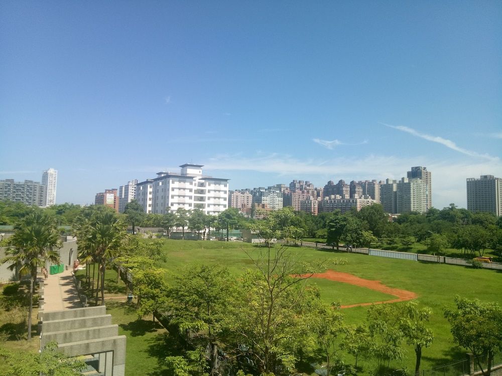 타이난 히얼 호스텔