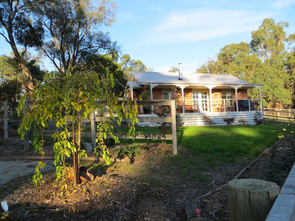 Honeyeater Cottage