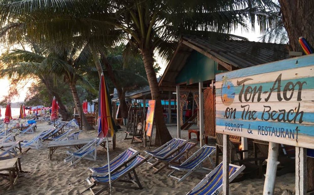 Ton-Aor on the beach resort & restaurant