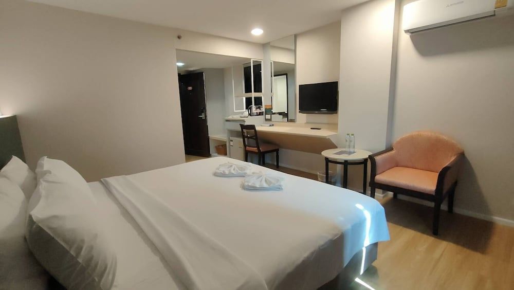 Mayflower Grande Hotel Phitsanulok