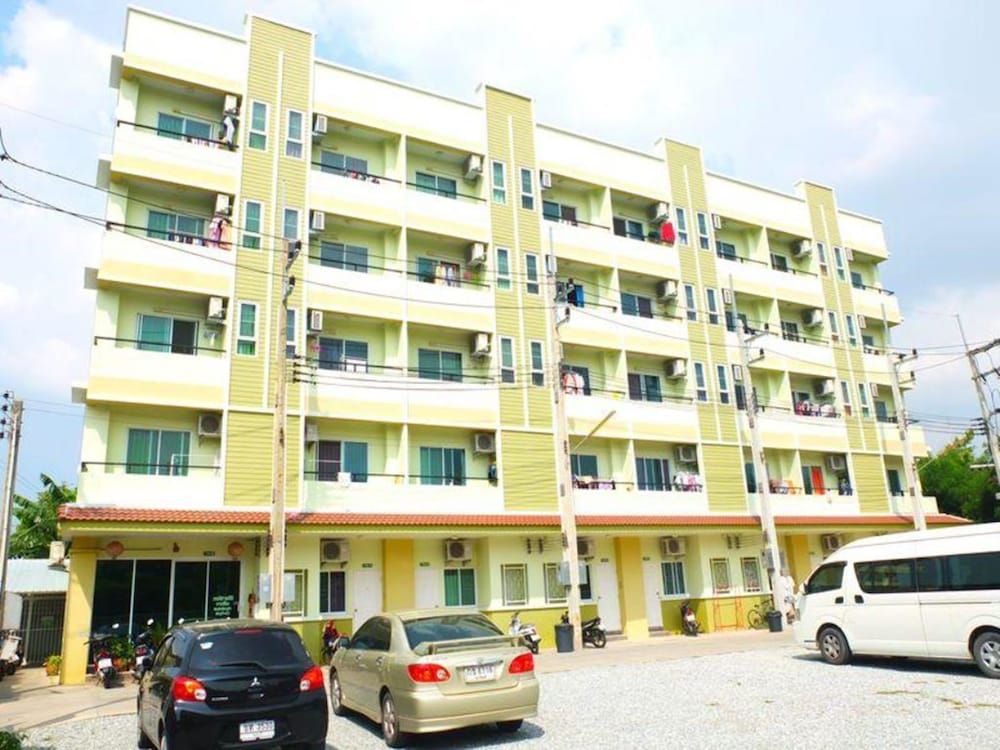 Wongsaisiri Townhome