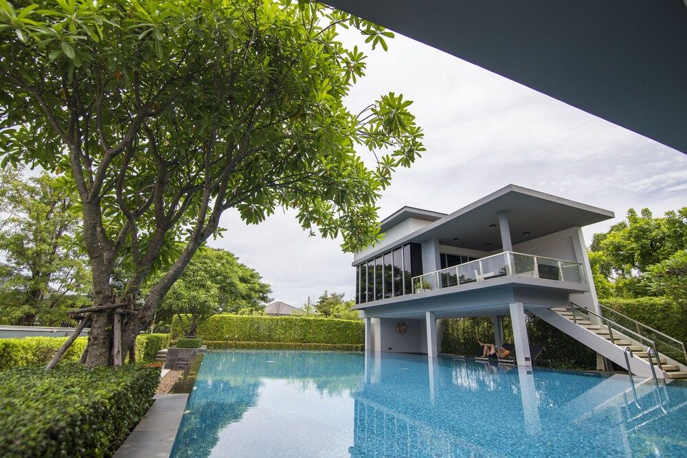 Maximum Land & House with WiFi